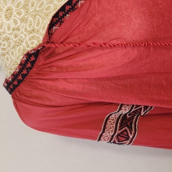 Alicia Pageboy Red Aztec/Tribal Embroidered V-Neck Tassle Tie Front Boho Top - Picture 4 of 13